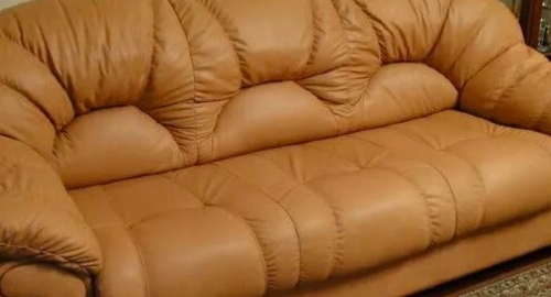 Перетяжка дивана кожей. Красавино